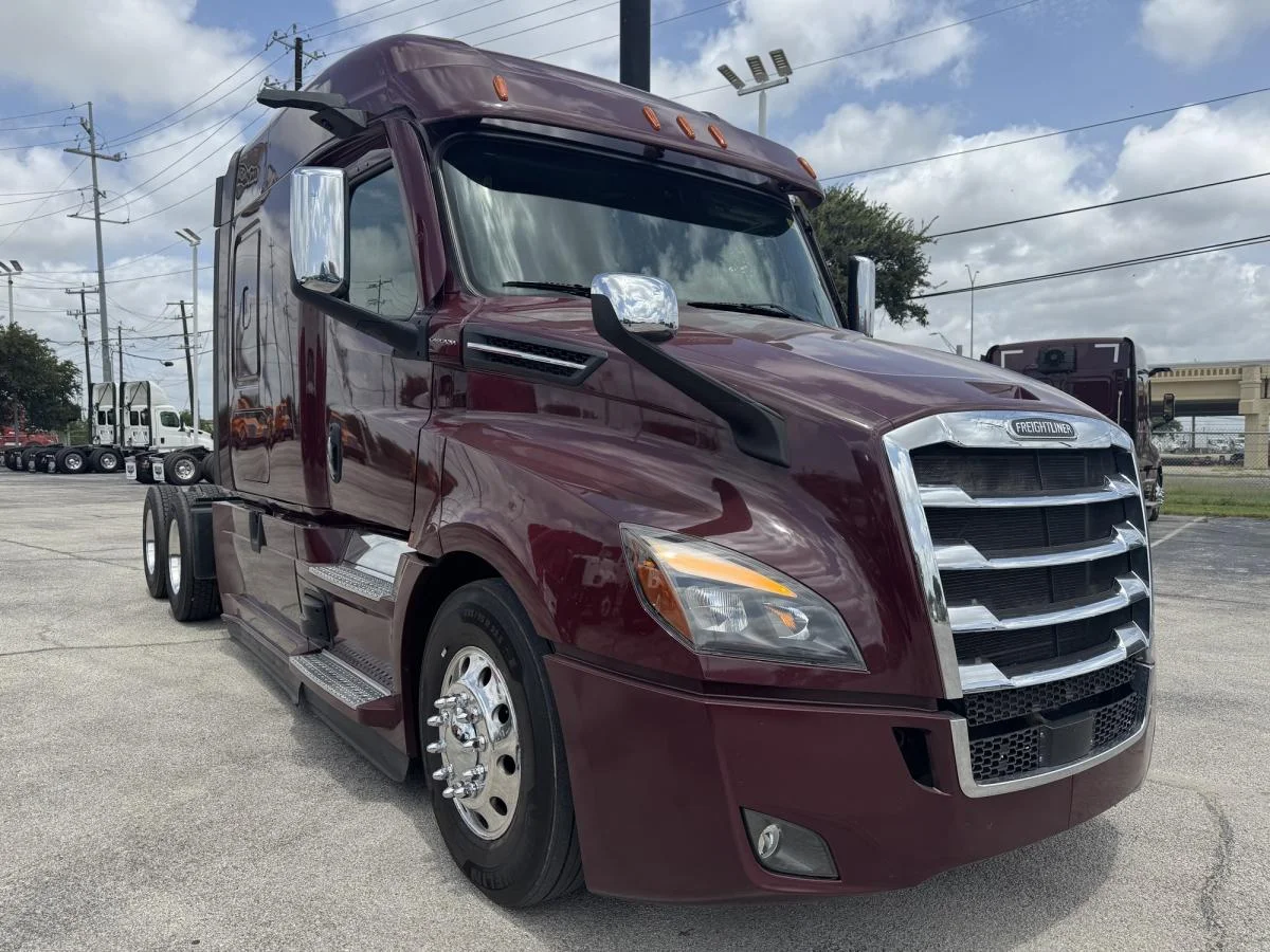 2022 Freightliner Cascadia in San Antonio, TX