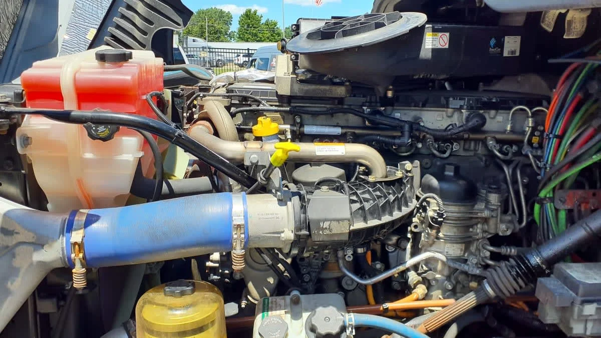 2020 Freightliner Cascadia in Bolingbrook, IL — photo 8