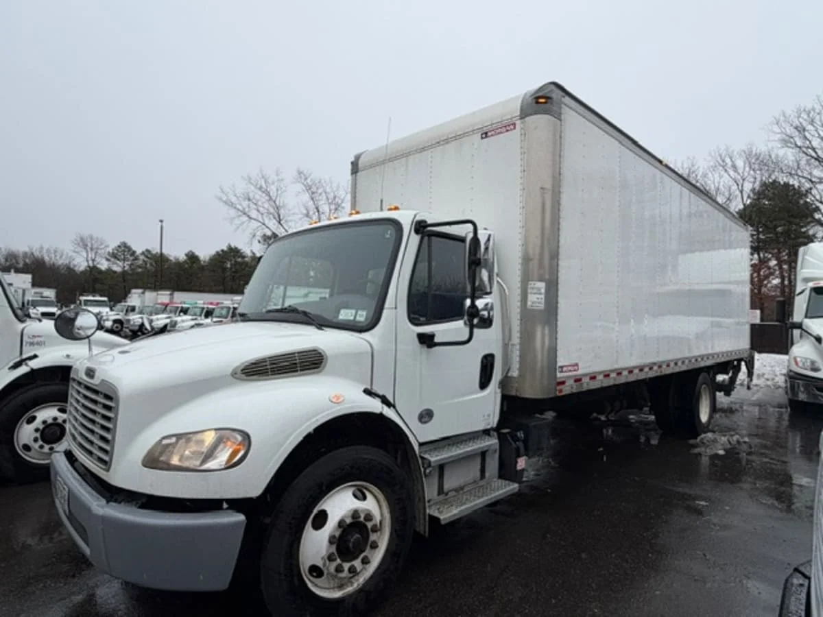 2019 Freightliner M2 106 in Farmingdale, NY