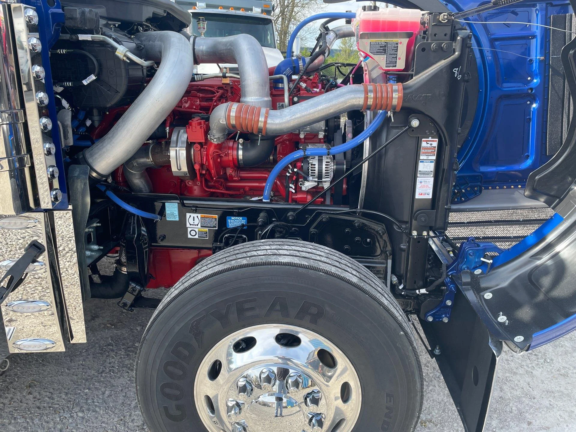 2027 Peterbilt 589 in Etna, OH — photo 14