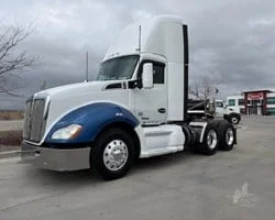 2019 Kenworth T680 - image 38