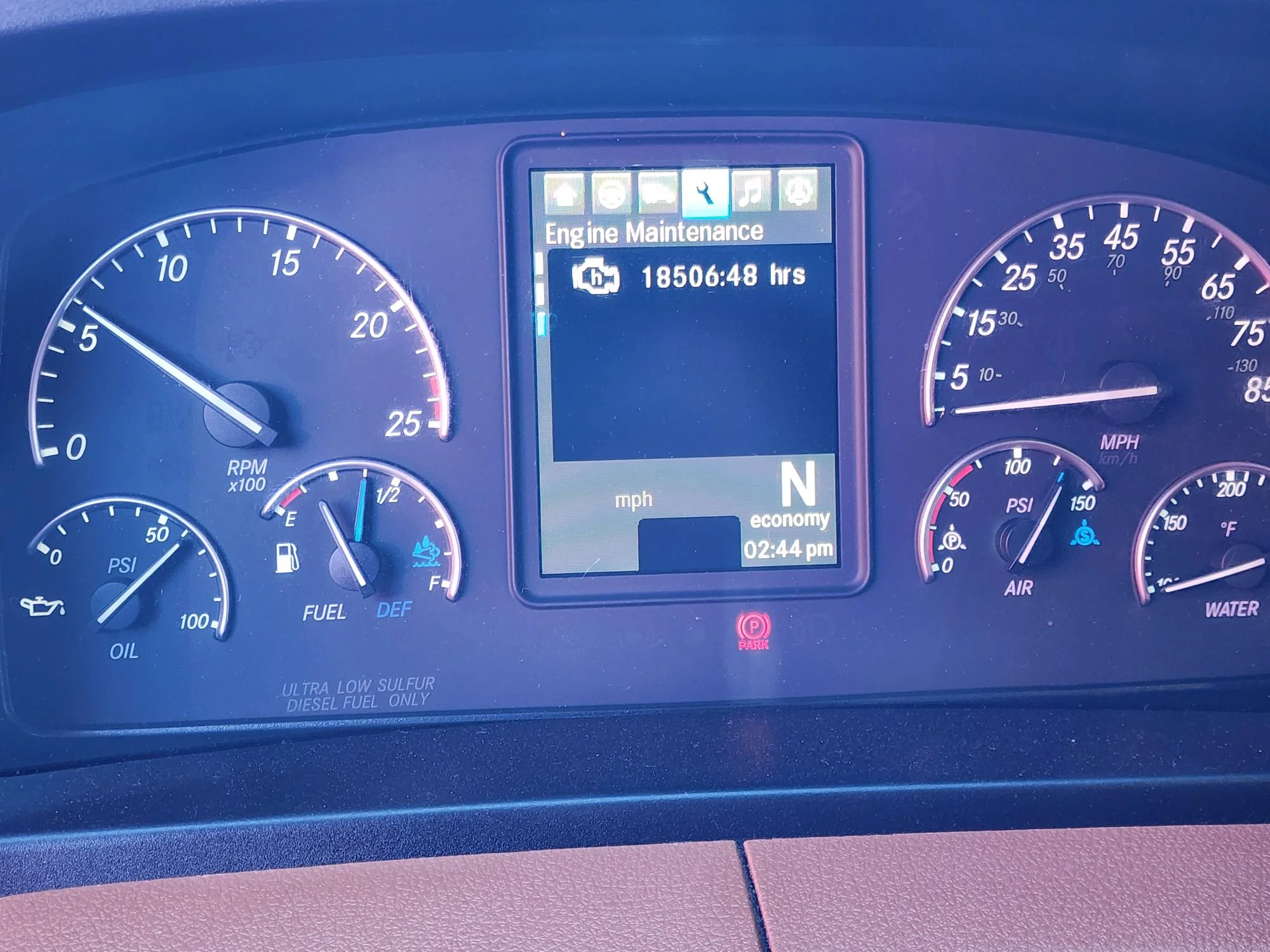 2020 Freightliner Cascadia in Fresno, CA — photo 5