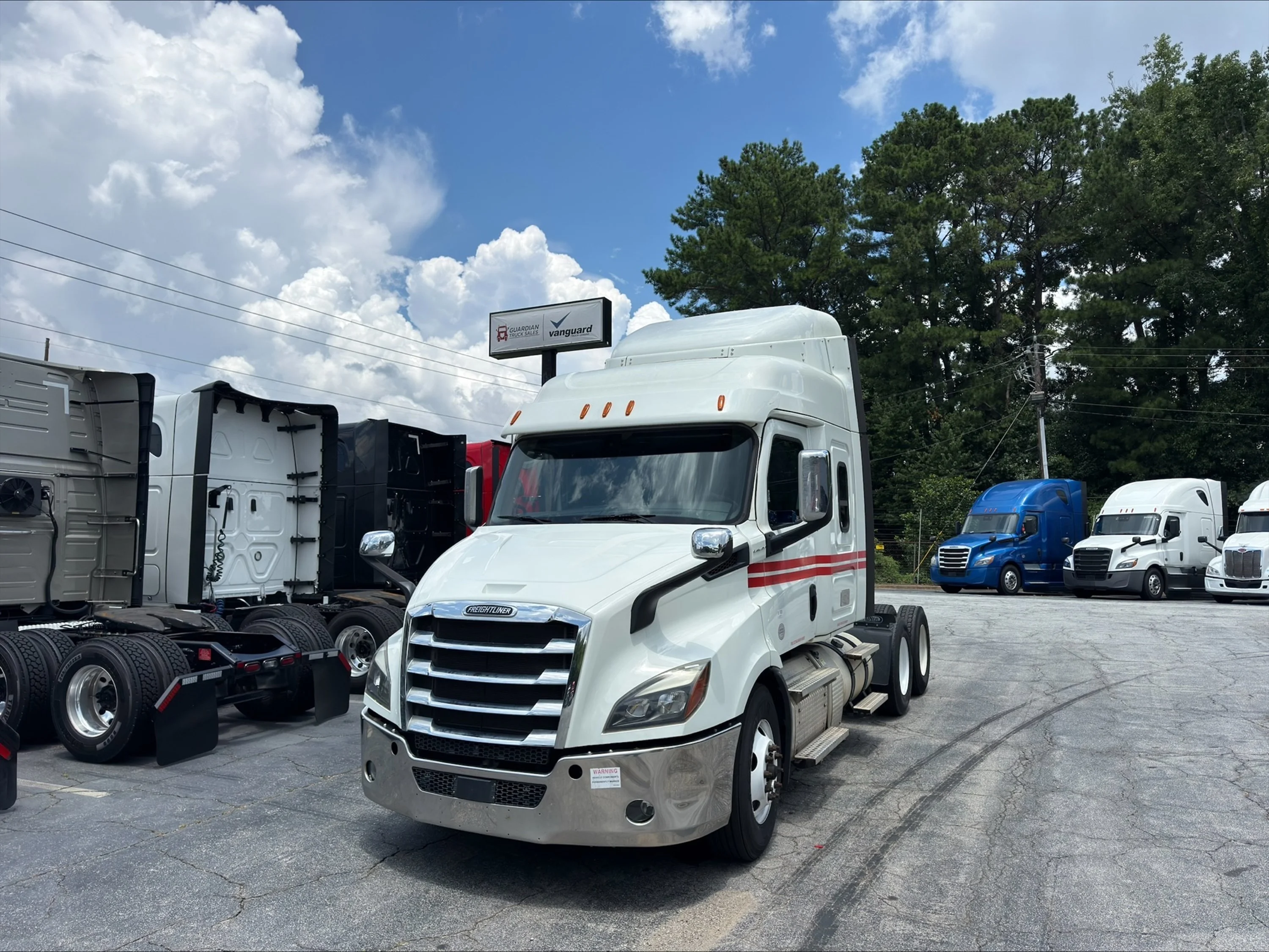2020 Freightliner Cascadia in Guardian Atlanta