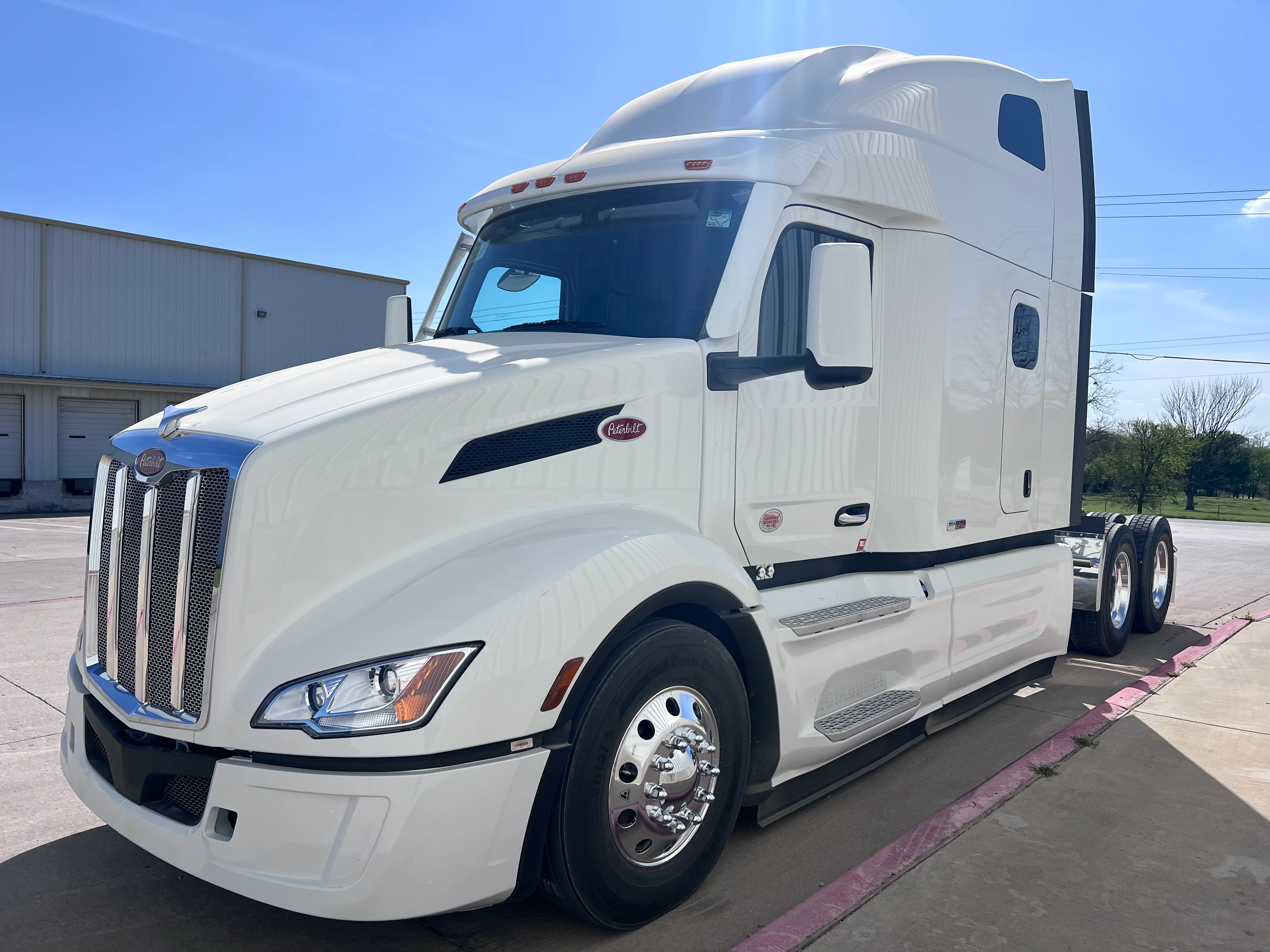 2027 Peterbilt 579 in Louisville, KY