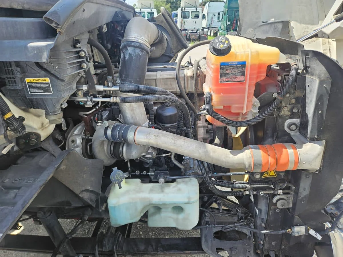 2018 International RH - image 9