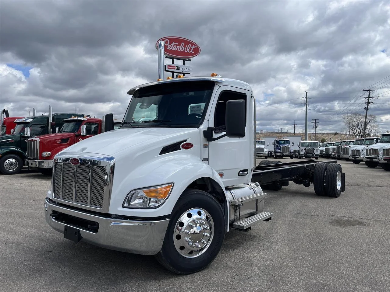 2026 Peterbilt 536 - image 10