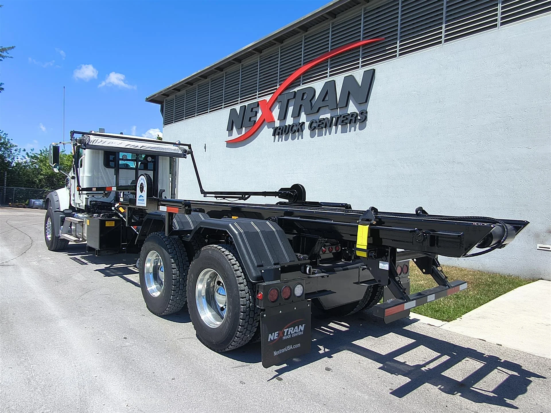 2027 Mack Granite in Fort Lauderdale, FL — photo 6