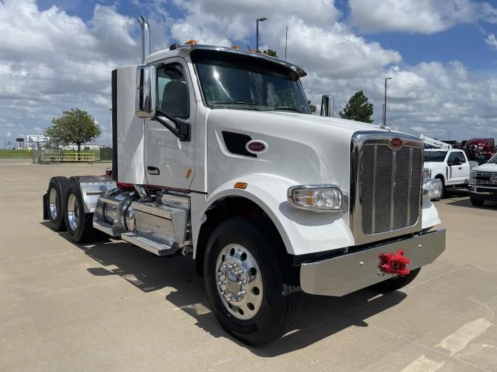 2022 Peterbilt 567 - image 4