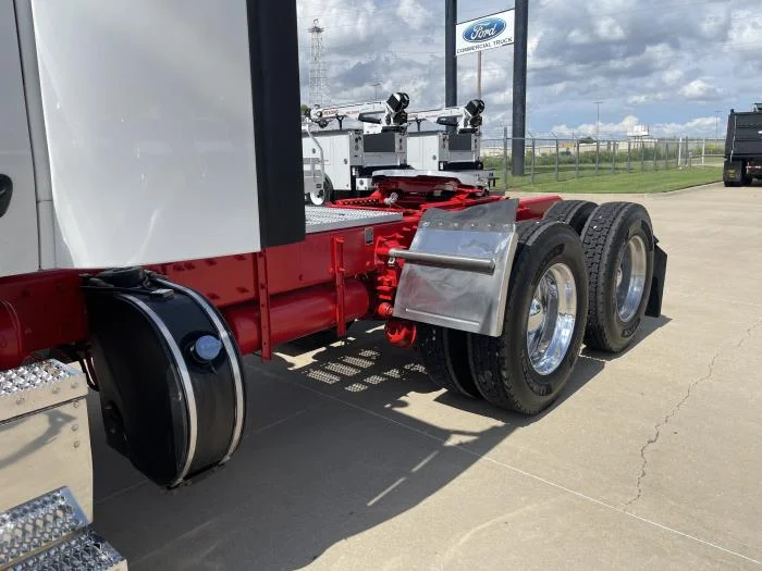 2022 Peterbilt 567 - image 15