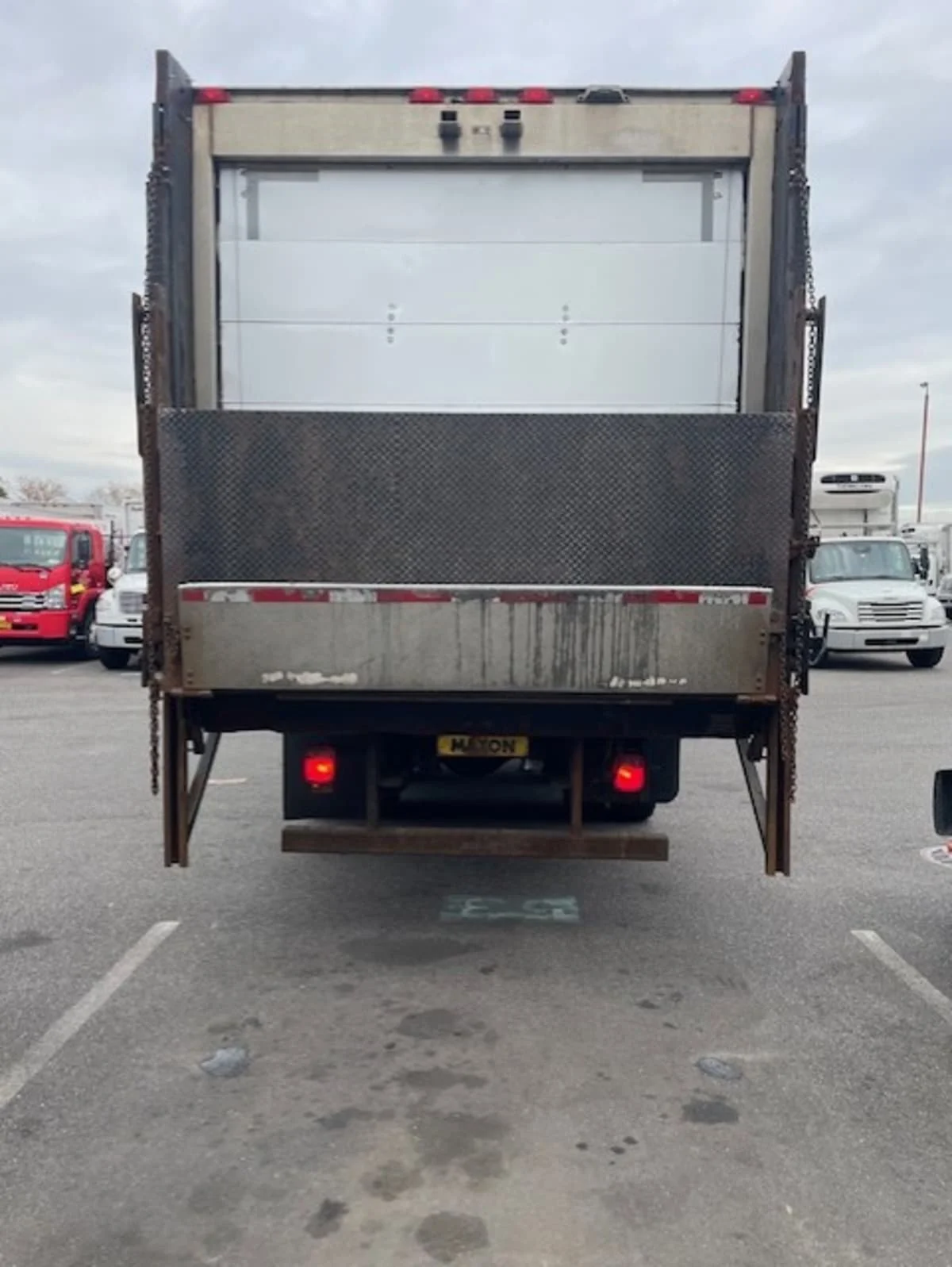 2018 Freightliner M2 106 - image 5