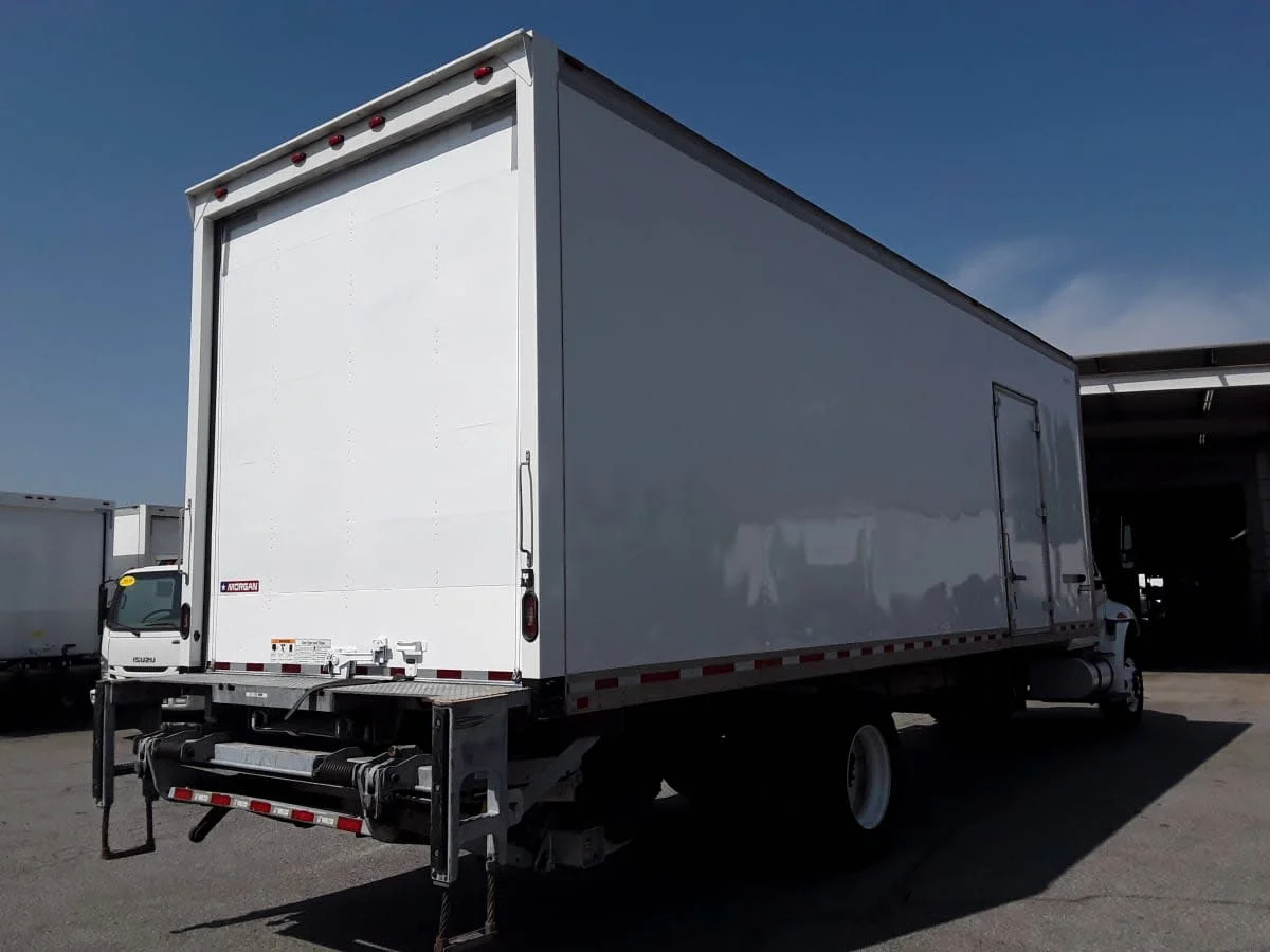 2019 International 4300 - image 4