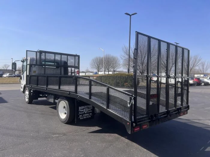 2026 Isuzu NPR - image 7