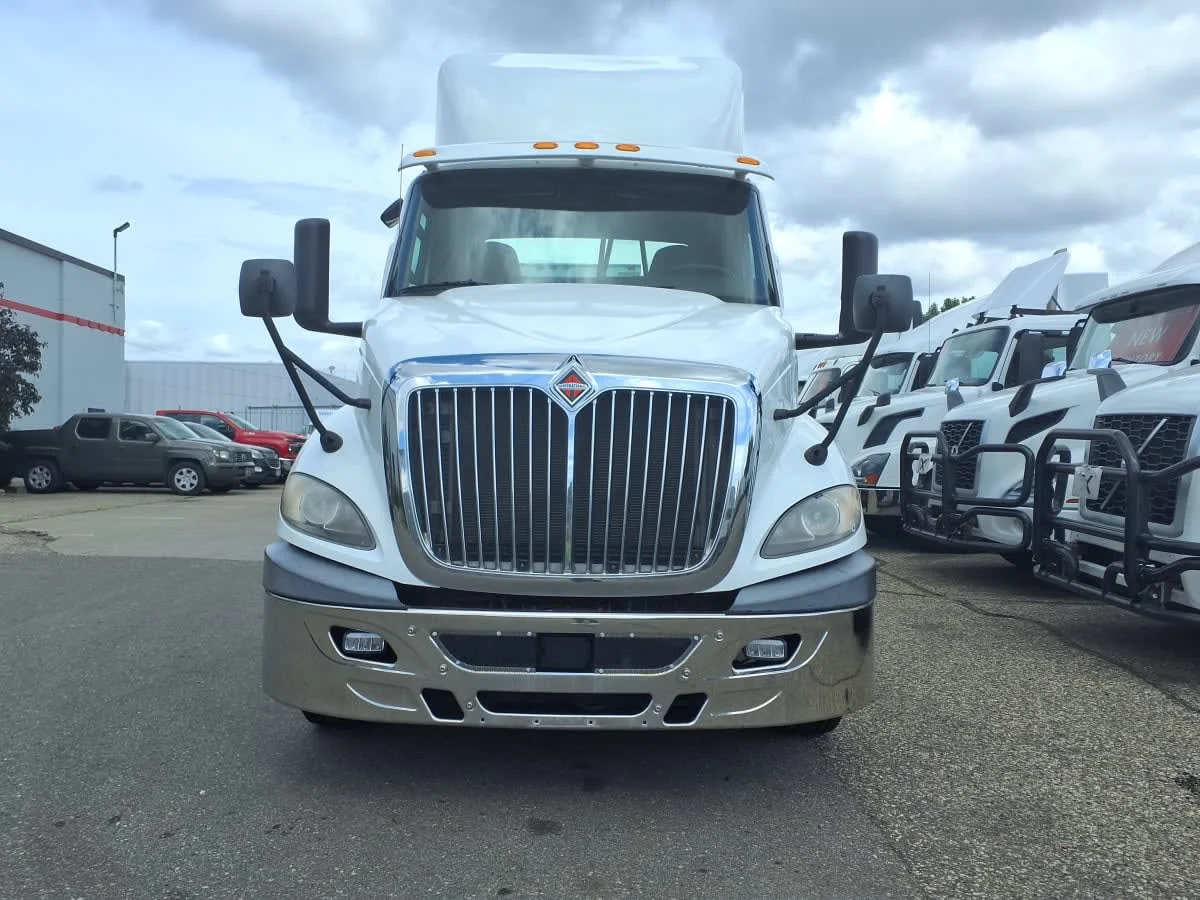 2018 International RH - image 2