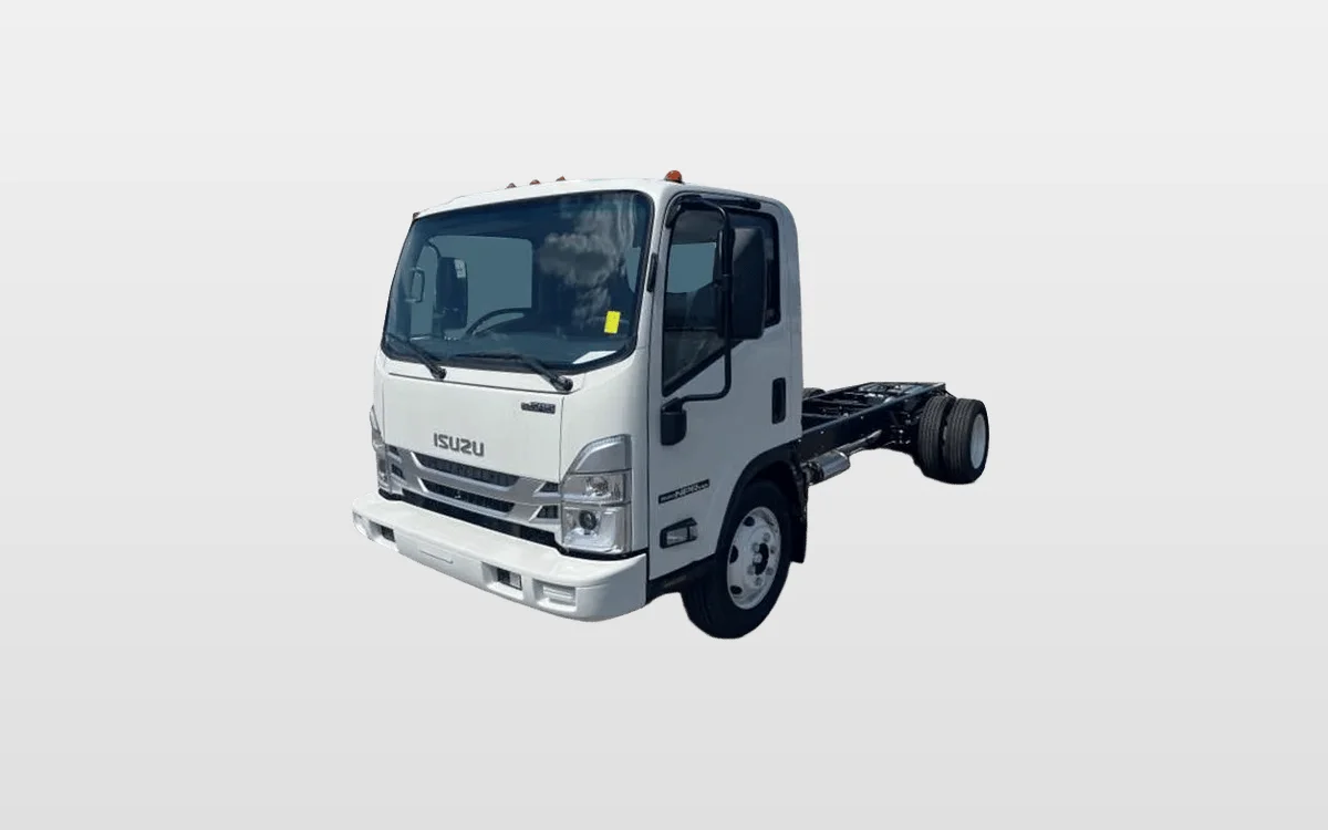2024 Isuzu NPR - image 1