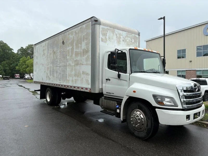 2018 Hino 338