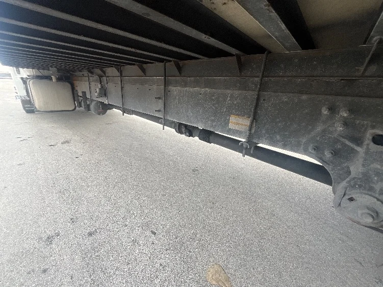 2019 Hino 338 - image 5