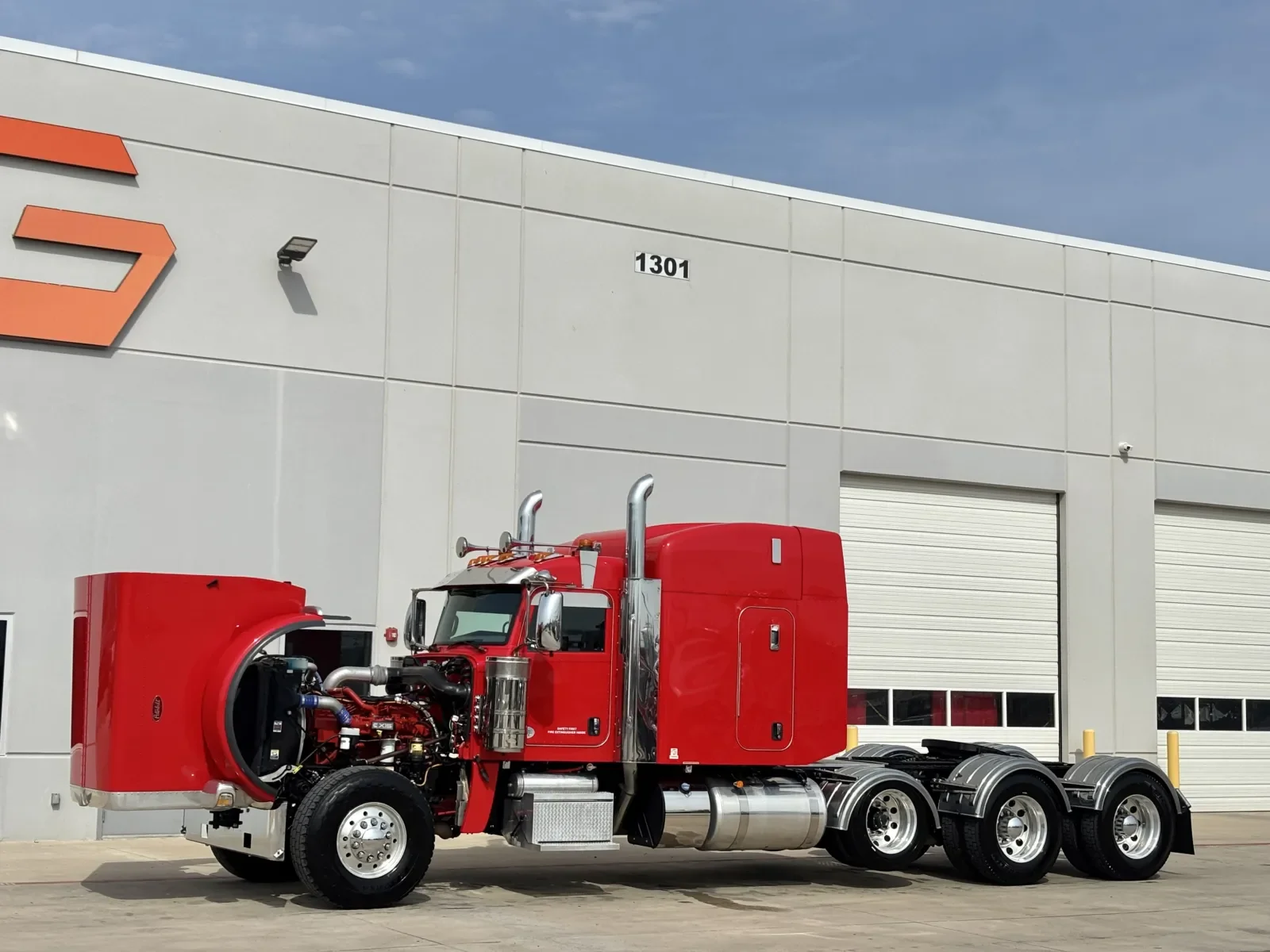 2024 Peterbilt 389 - image 10
