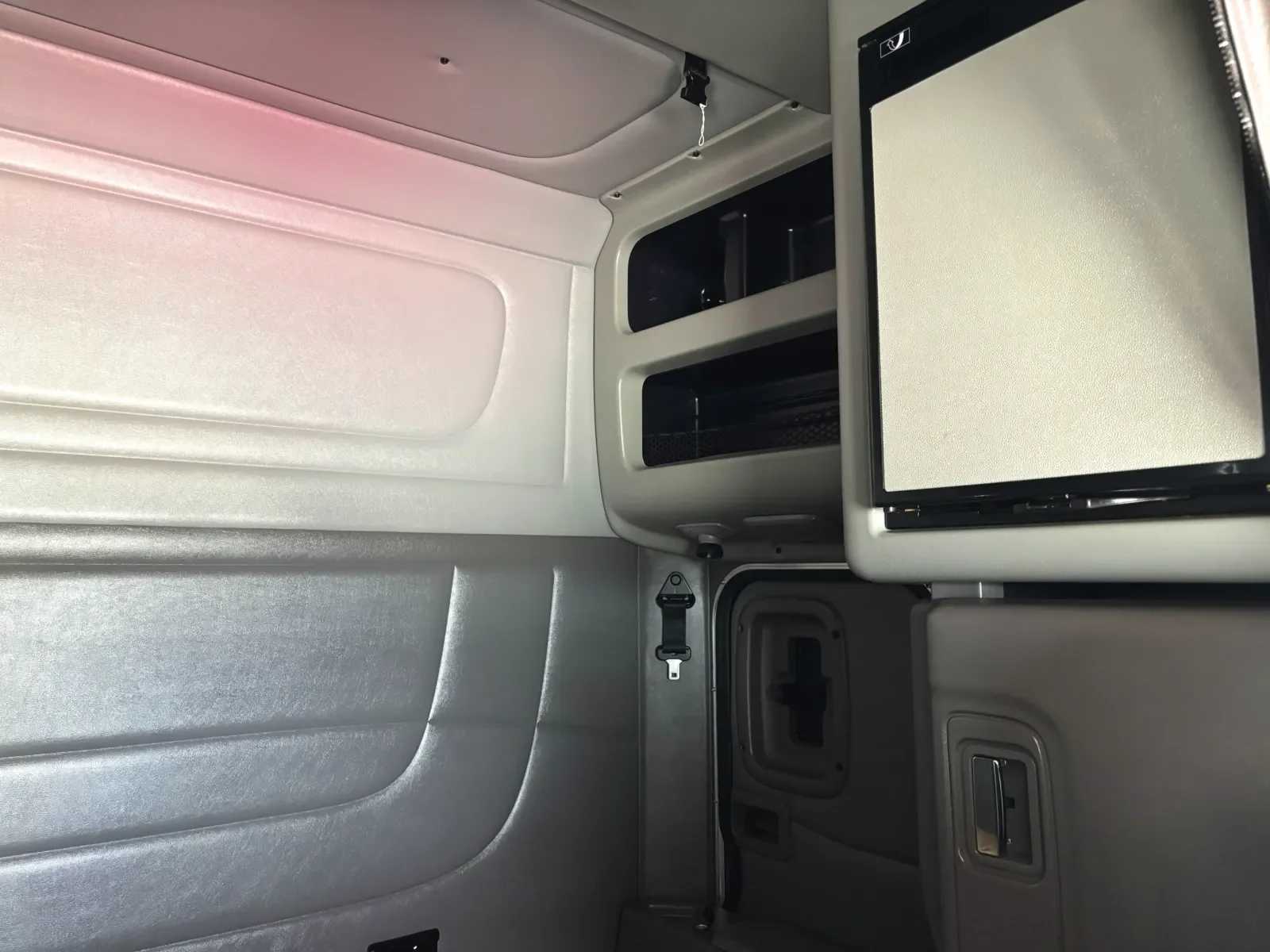 2024 Peterbilt 389 - image 24