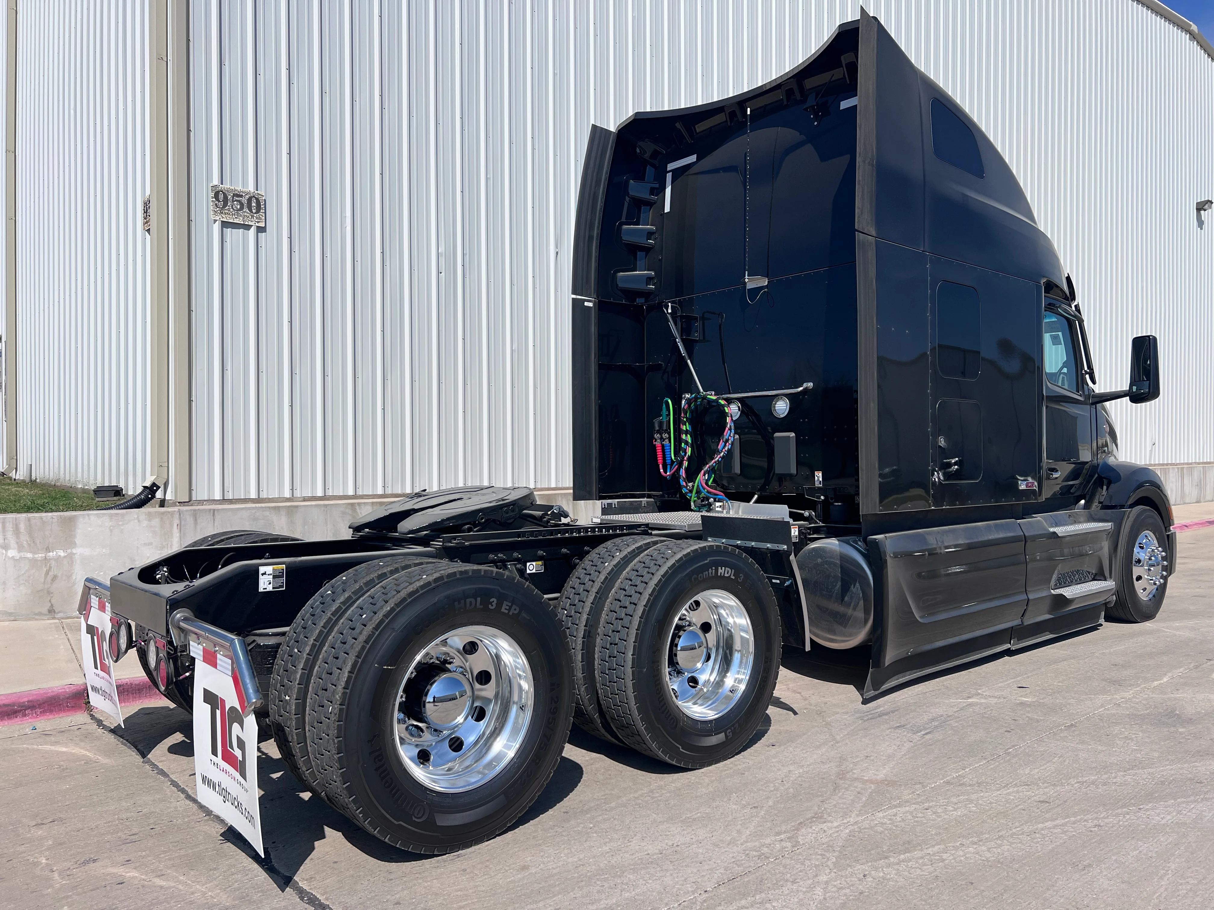 2027 Peterbilt 579 in Joplin, MO — photo 5