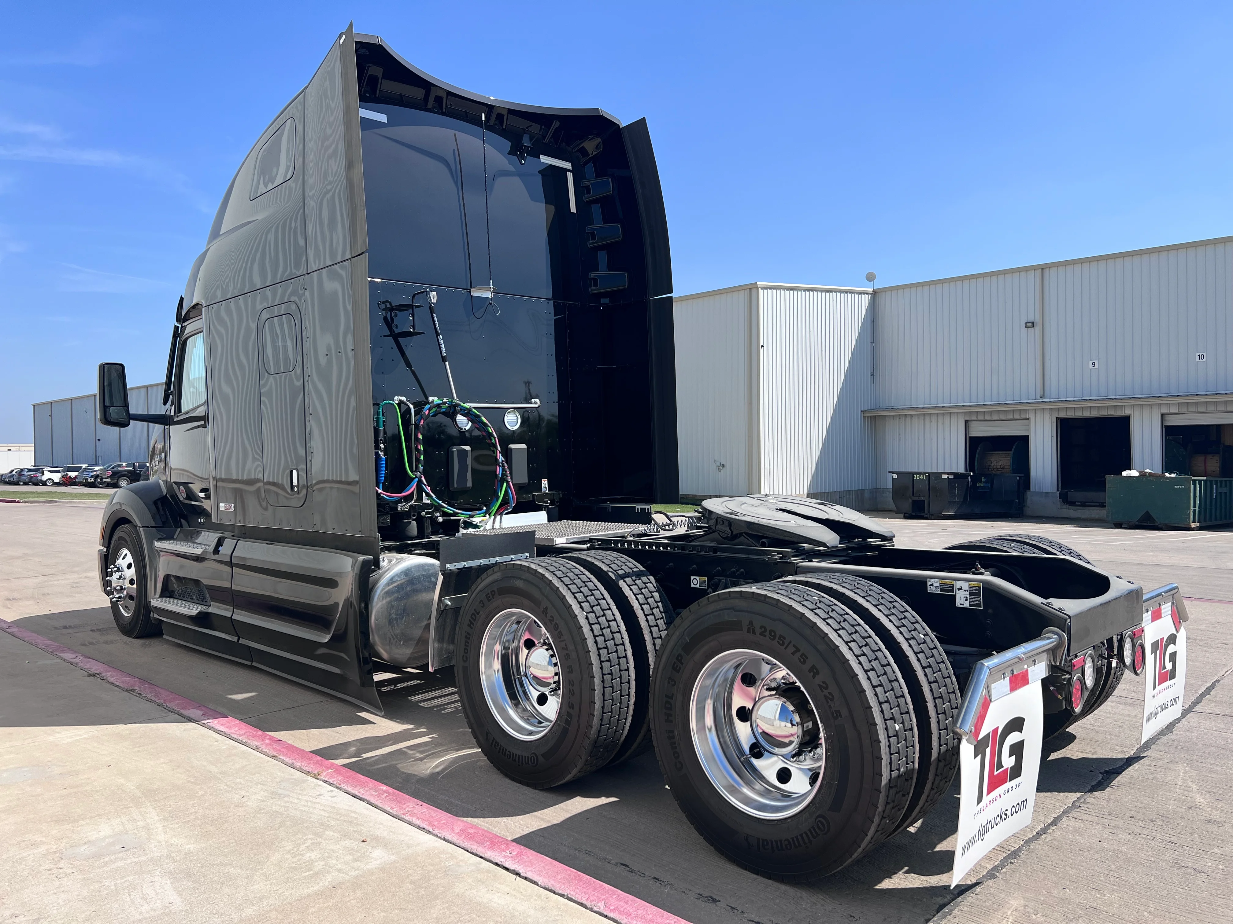 2027 Peterbilt 579 in Joplin, MO — photo 3
