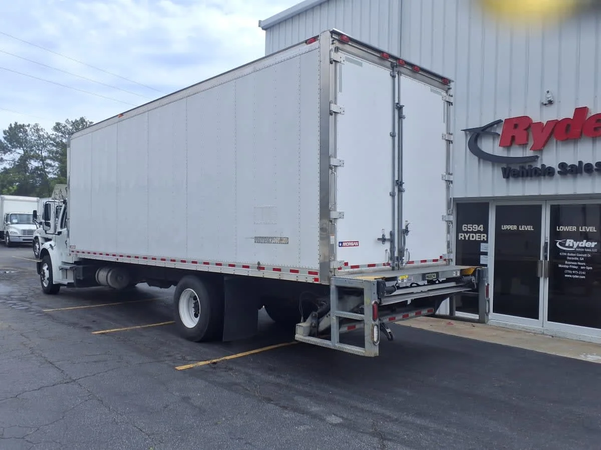 2020 Freightliner M2 106 in Doraville, GA — photo 6