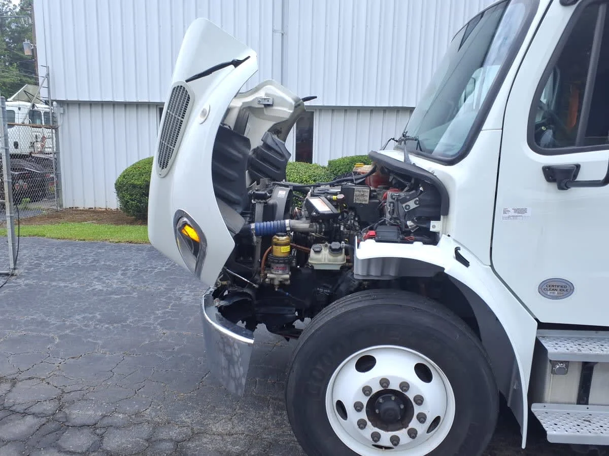 2020 Freightliner M2 106 in Doraville, GA — photo 10