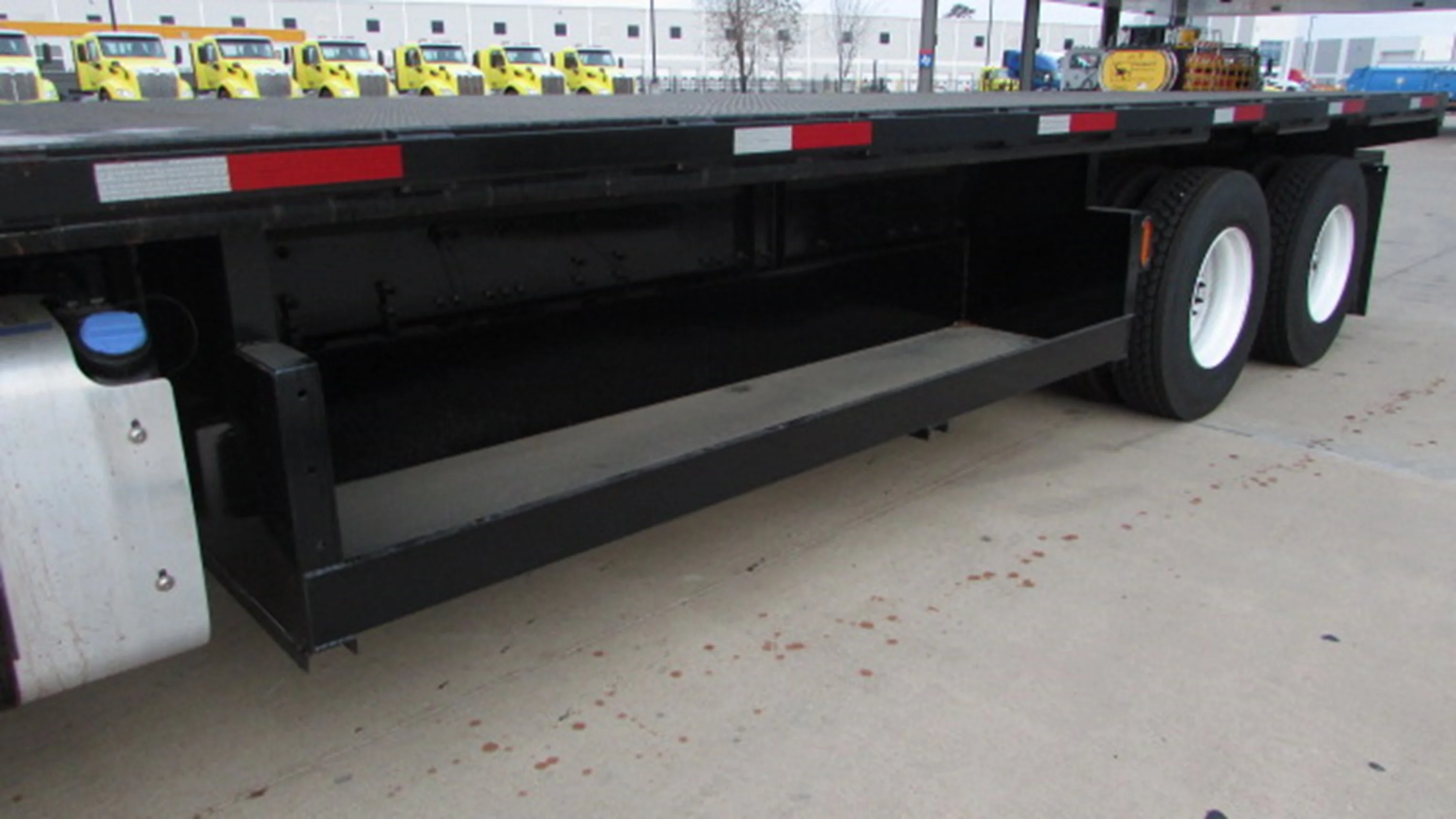 2025 Volvo VHD 300 in Houston, TX — photo 10