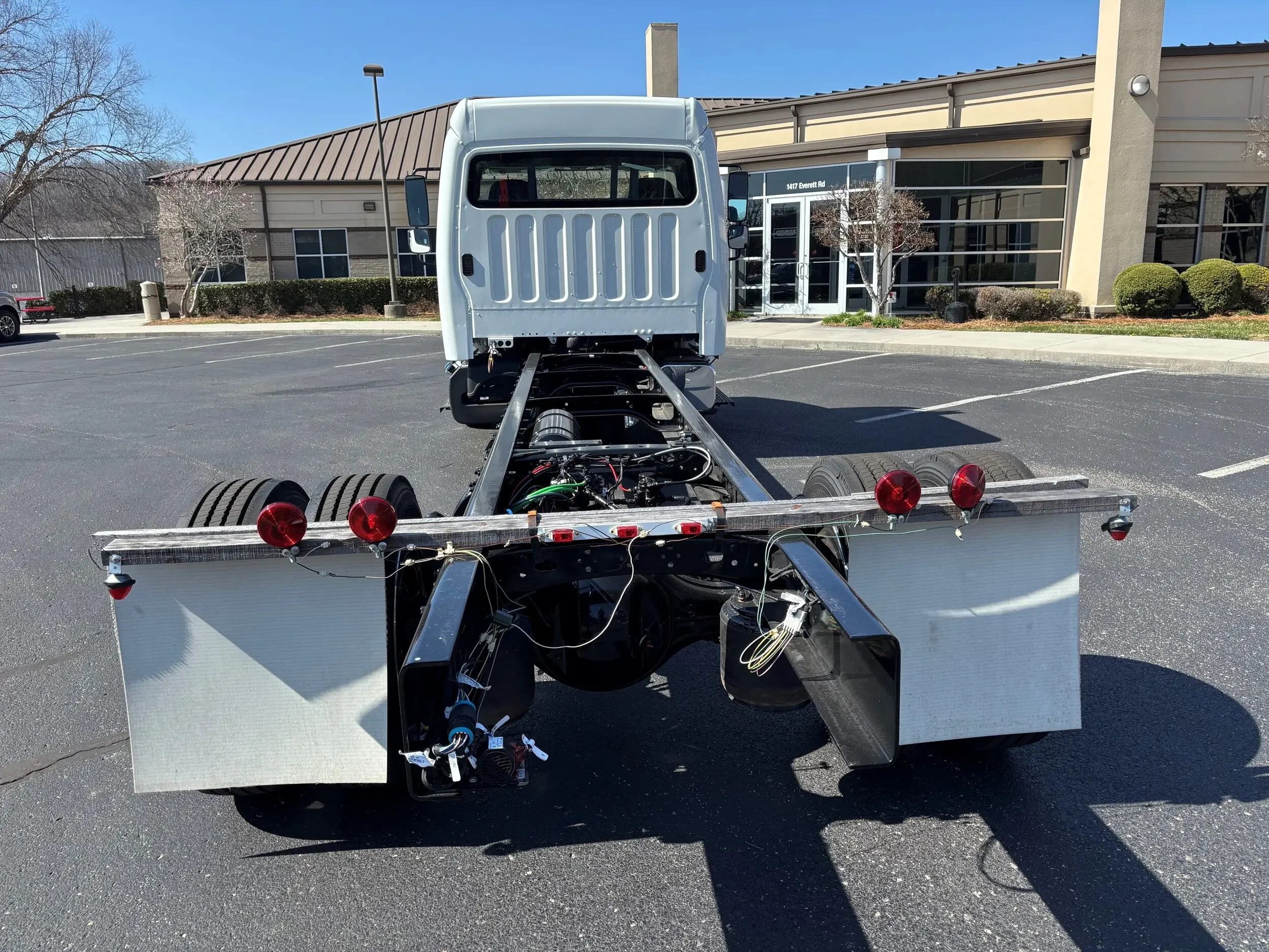 2025 Freightliner M2 106 - image 6