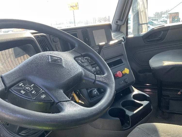 2019 International RH - image 10