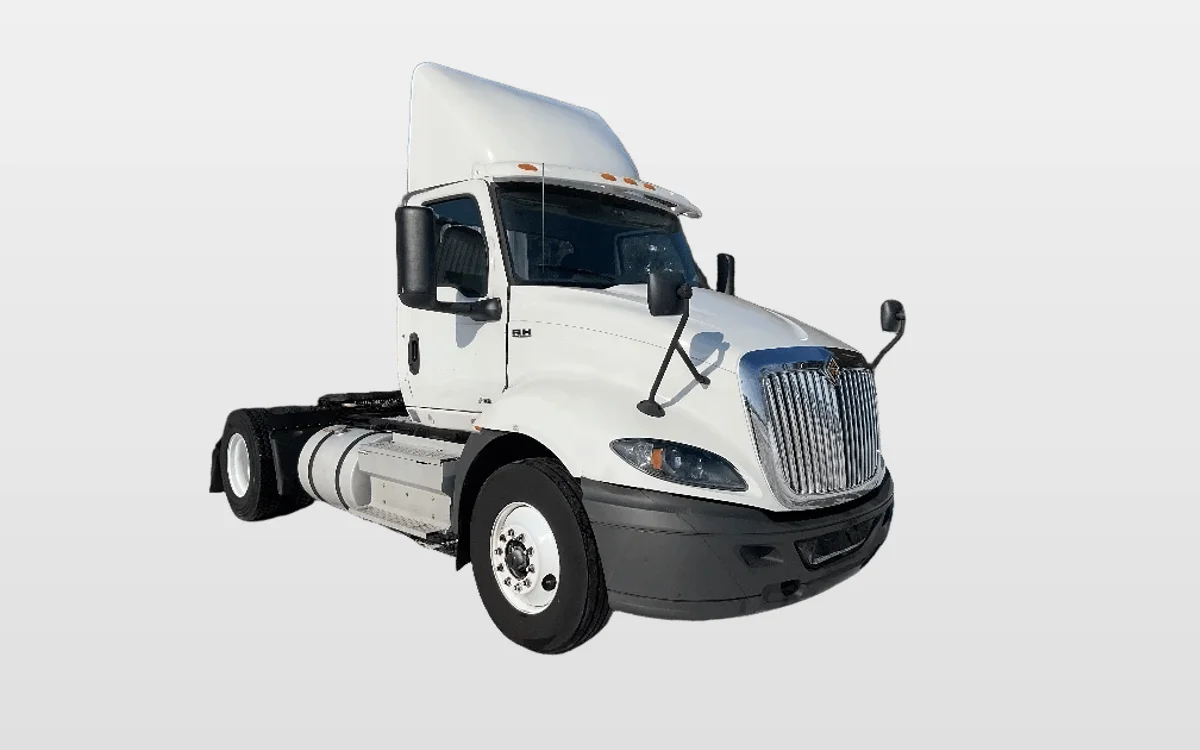 2019 International RH - image 1