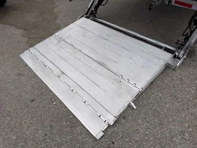 2019 International 4300 - image 8