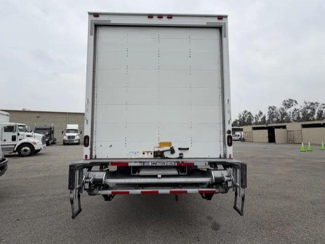 2019 International 4300 - image 5