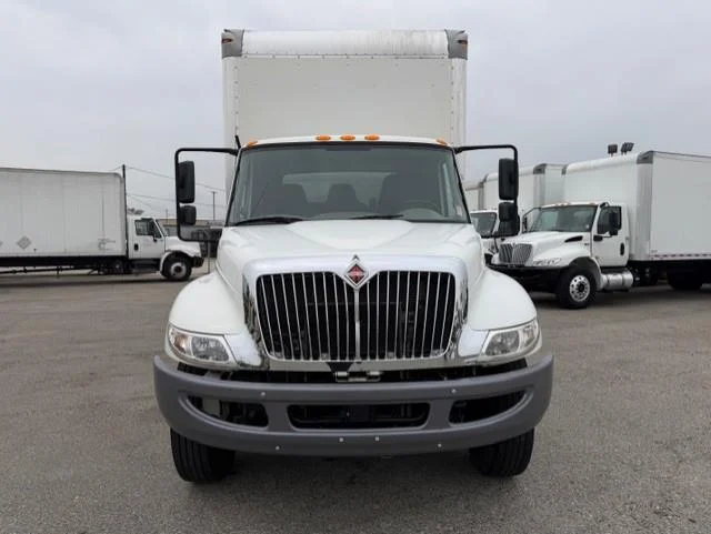2019 International 4300 - image 3