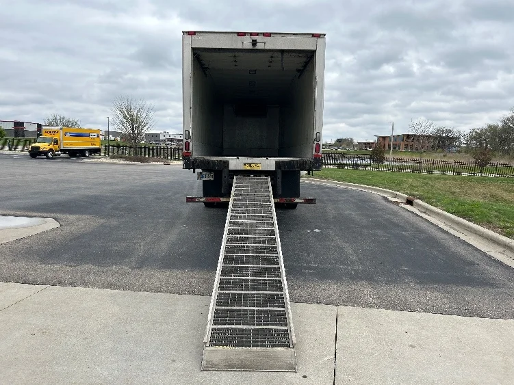 2022 Freightliner M2 106 - image 9