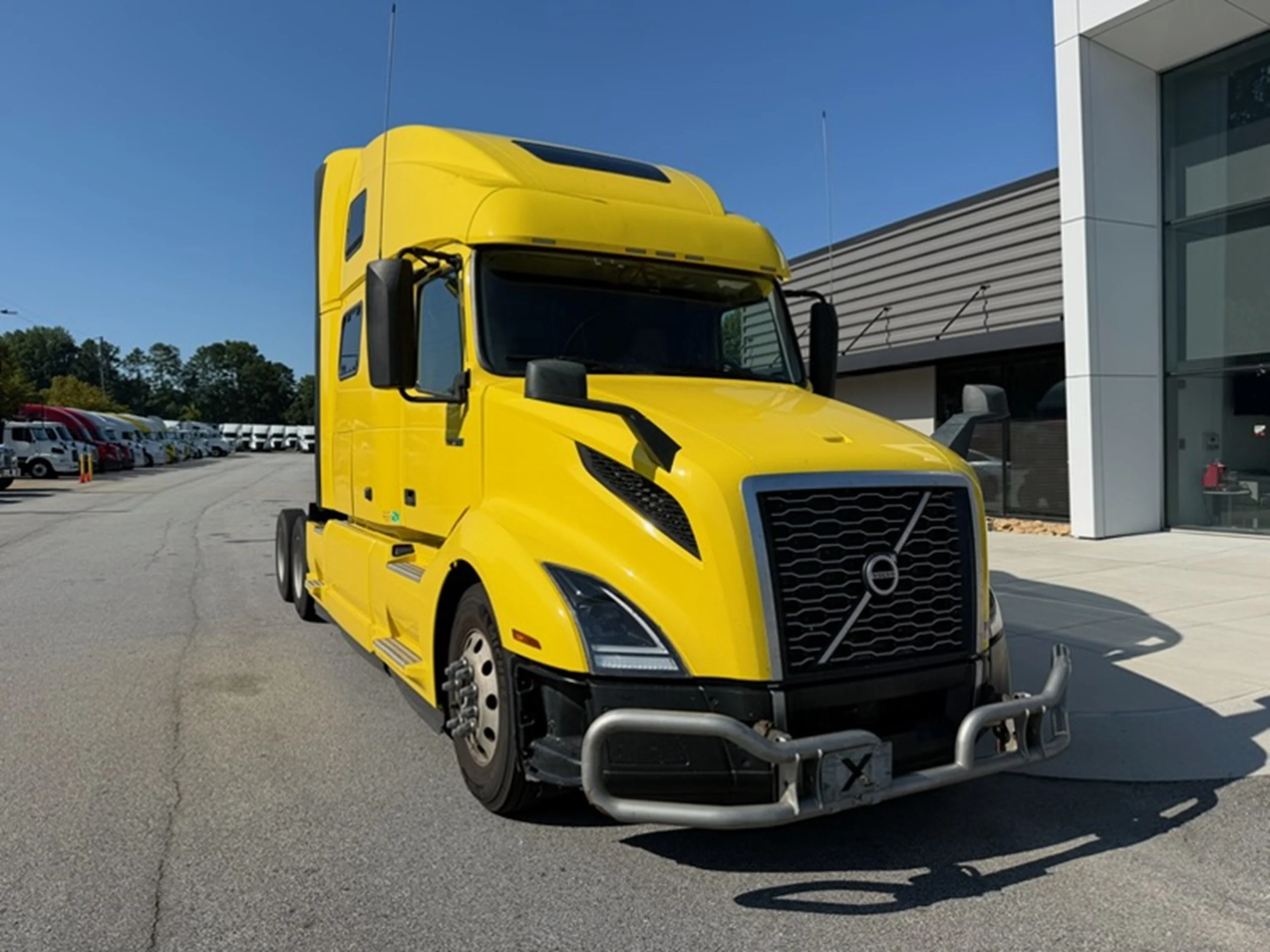 2023 Volvo VNL 860 in Guardian Atlanta