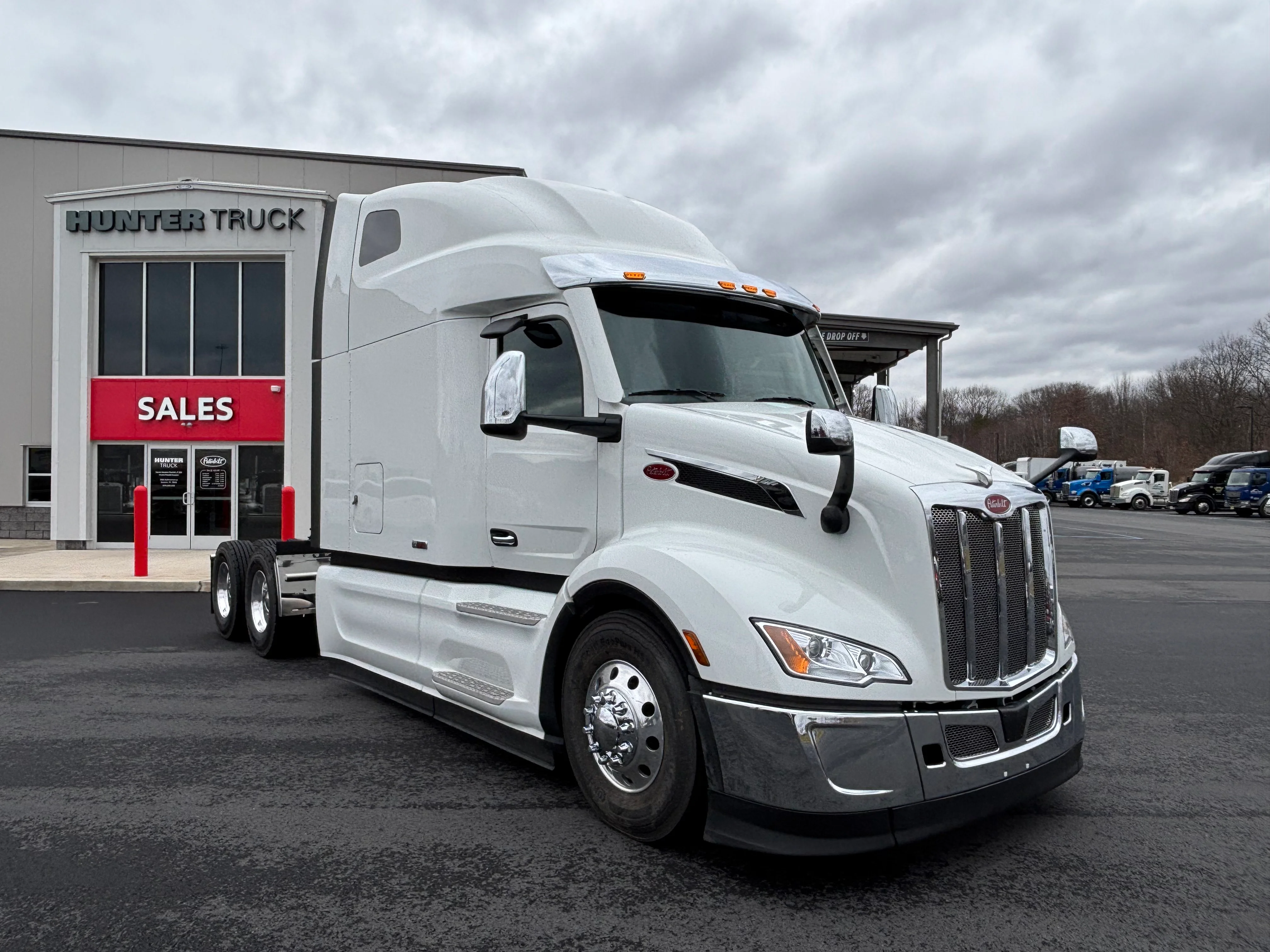 2027 Peterbilt 579 in Scranton, PA — photo 7