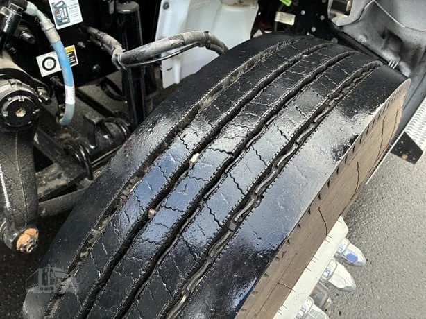 2025 Peterbilt 536 - image 8