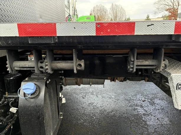 2025 Peterbilt 536 - image 23