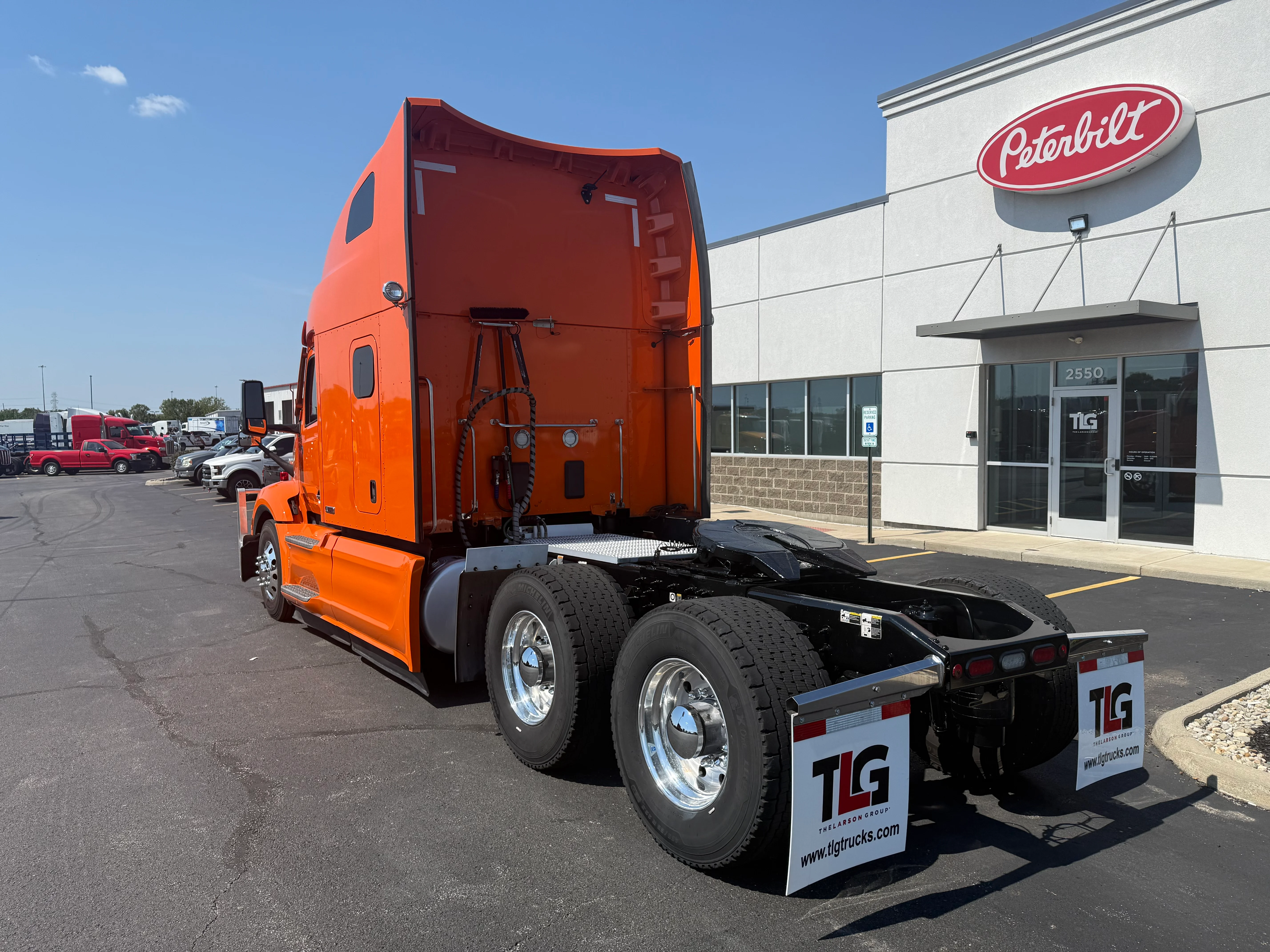 2024 Peterbilt 579 in Cincinnati, OH — photo 3