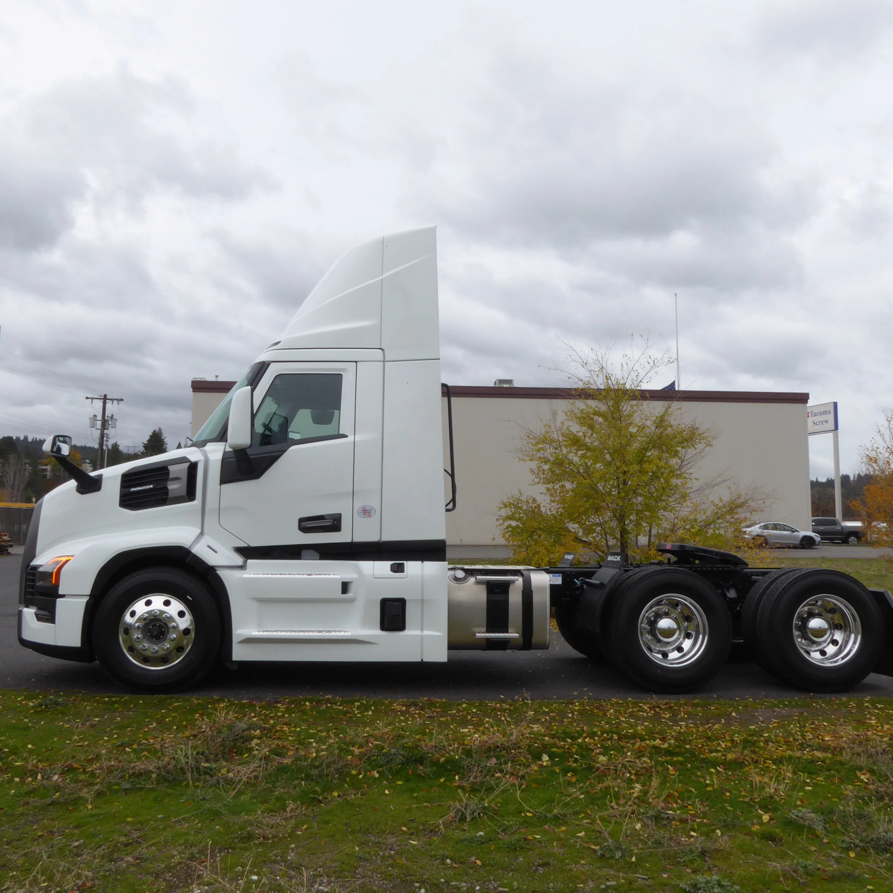 2026 Mack Pioneer in Spokane, WA — photo 15