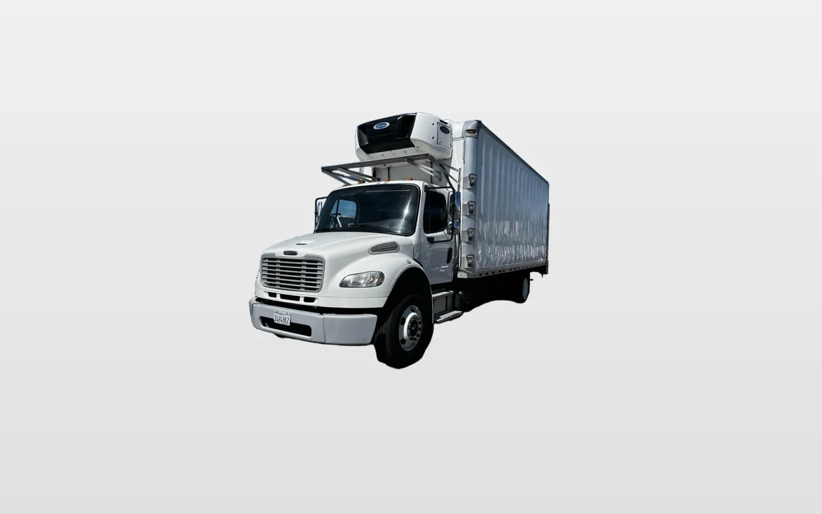 2018 Freightliner M2 106 - image 1
