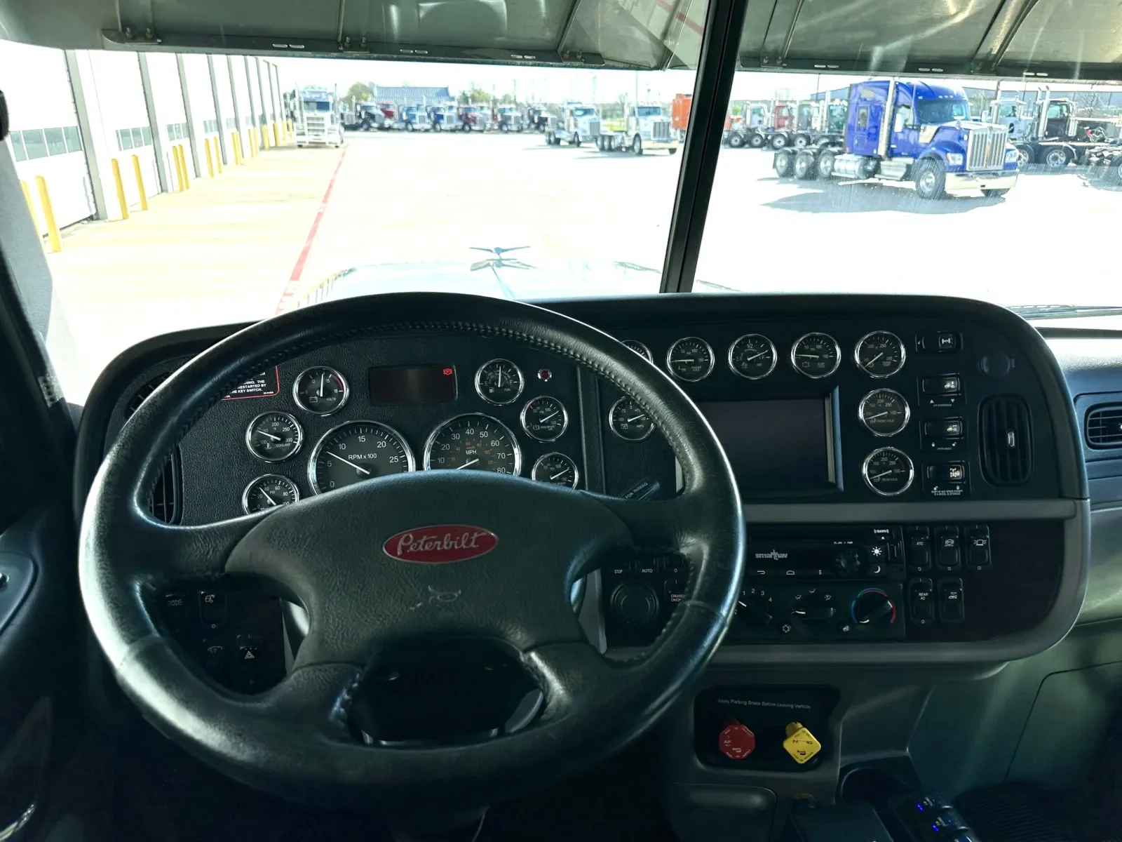 2020 Peterbilt 367 in Hutchins, TX — photo 16