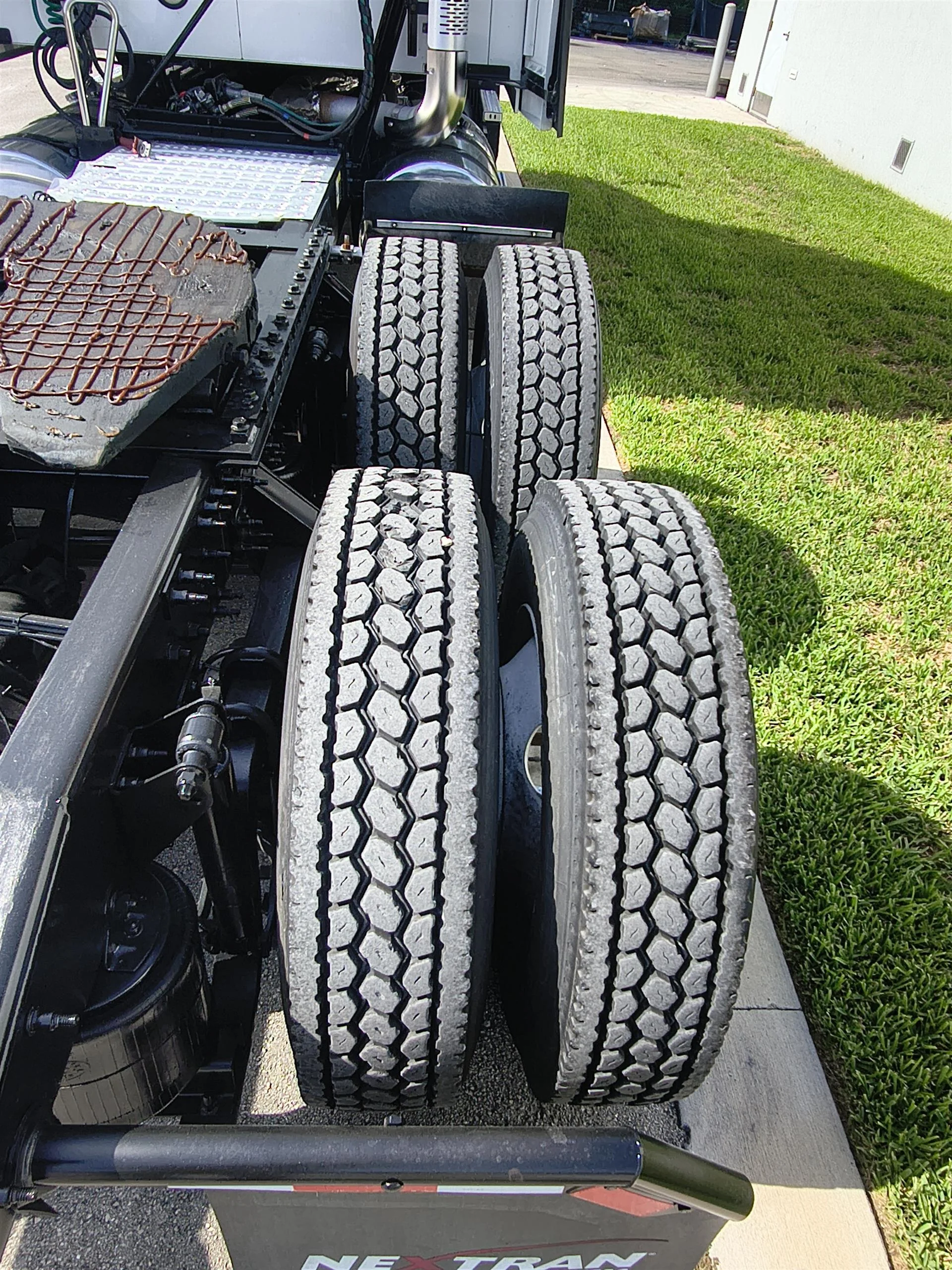 2022 Mack Anthem in Orlando, FL — photo 8