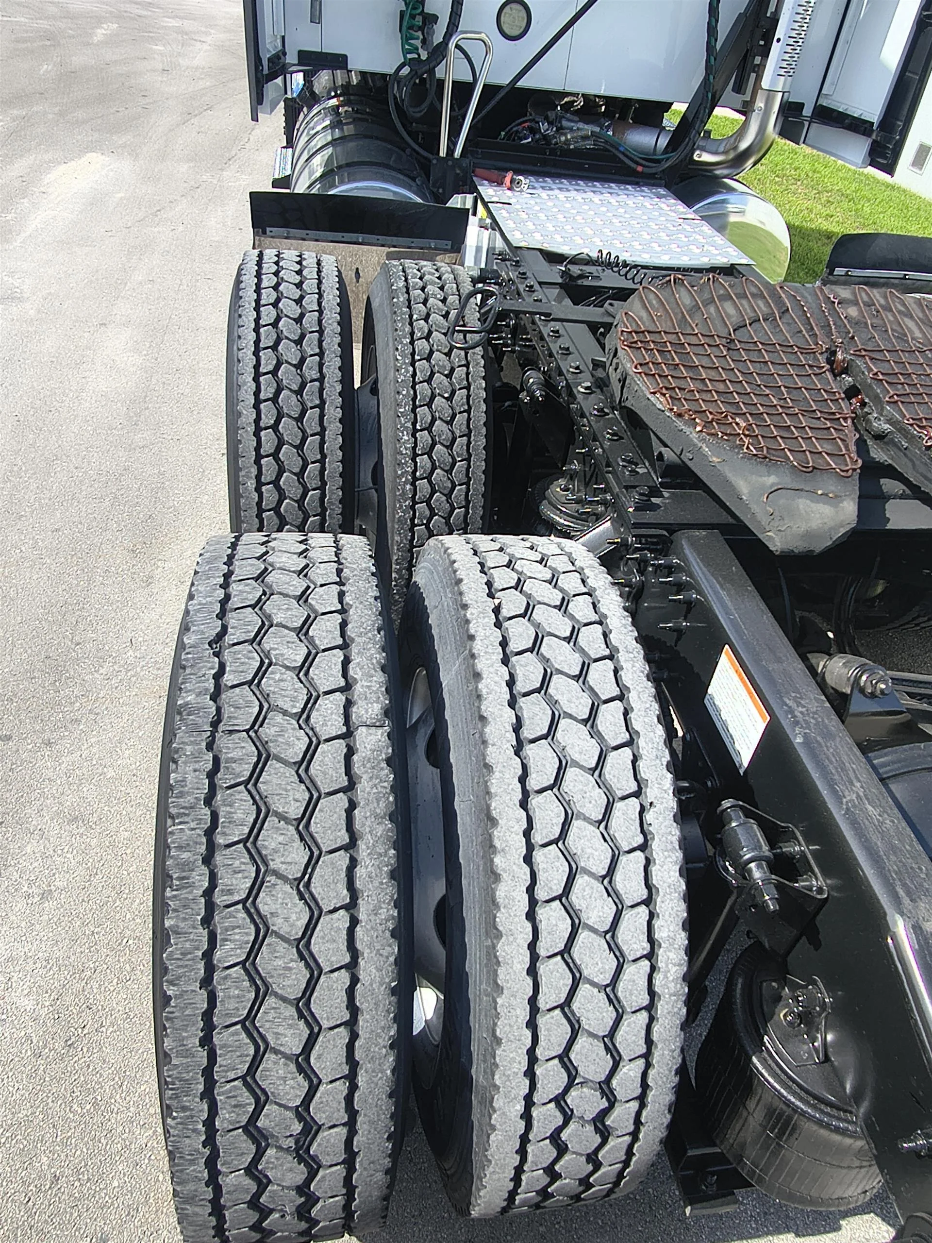 2022 Mack Anthem in Orlando, FL — photo 9