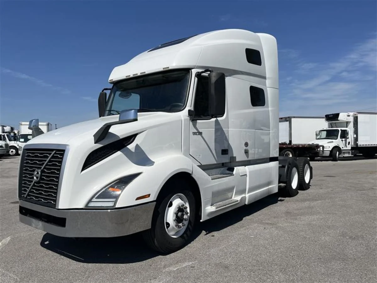 2019 Volvo VNL 860 in Beltsville, MD