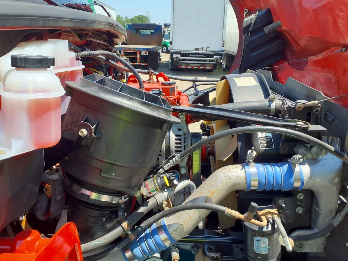 2018 Freightliner M2 106 in Wayland, MI — photo 16