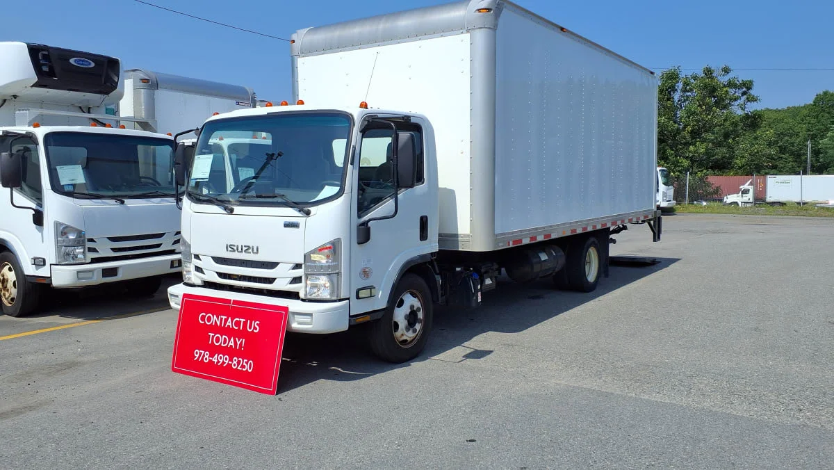2019 Isuzu NRR