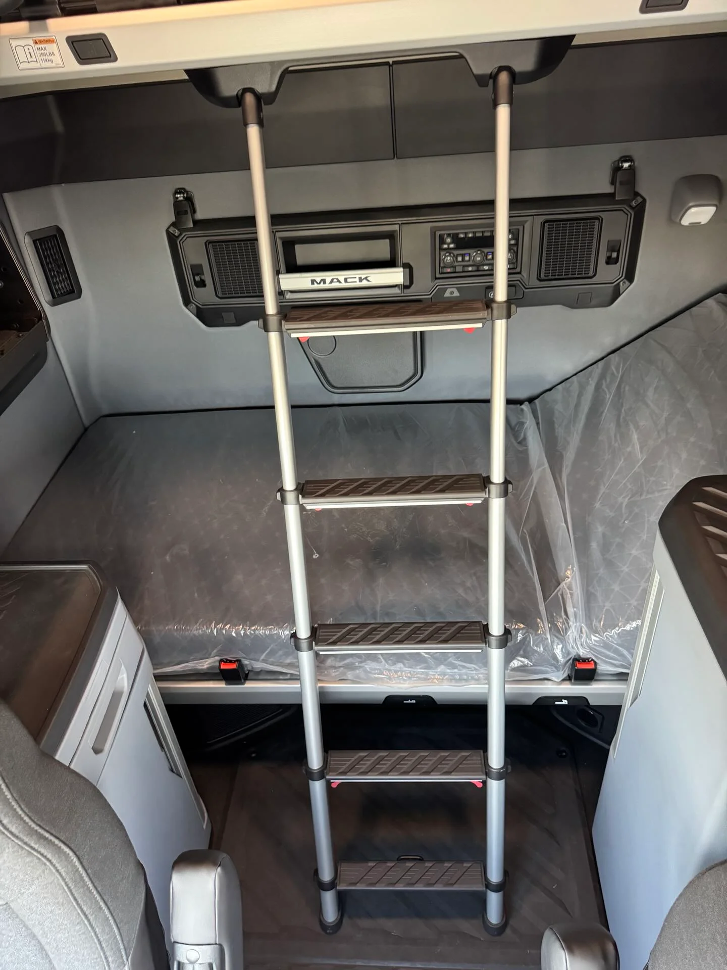 2026 Mack Pioneer - image 5