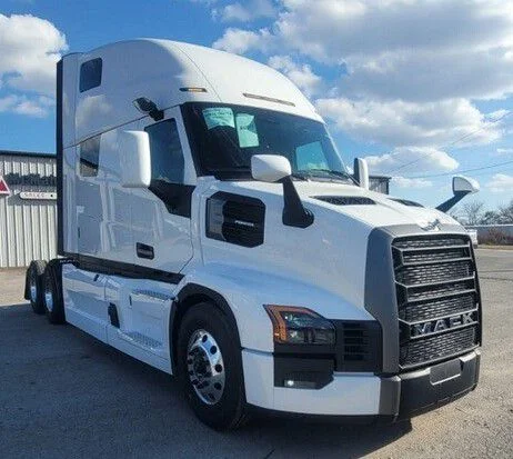 2026 Mack Pioneer - image 3