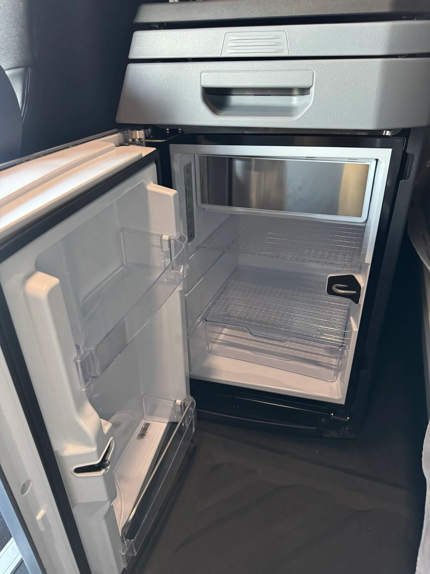 2026 Mack Pioneer - image 18